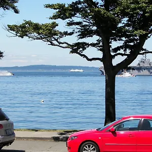 Alki Magpie Holiday home